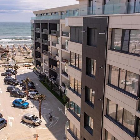 Luxury Studio - Maison 103 - Stefan Building Complex Leilighet Năvodari Eksteriør bilde