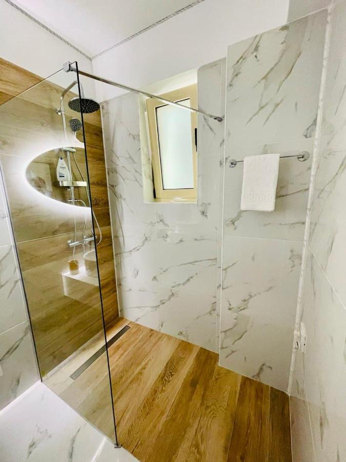 Luxury Studio - Maison 103 - Stefan Building Complex Leilighet Năvodari Eksteriør bilde